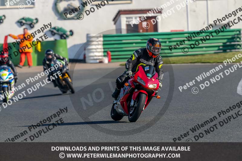 PJM Wedding Photography;enduro digital images;event digital images;eventdigitalimages;mallory park;mallory park photographs;mallory park trackday;mallory park trackday photographs;no limits trackdays;peter wileman photography;racing digital images;trackday digital images;trackday photos